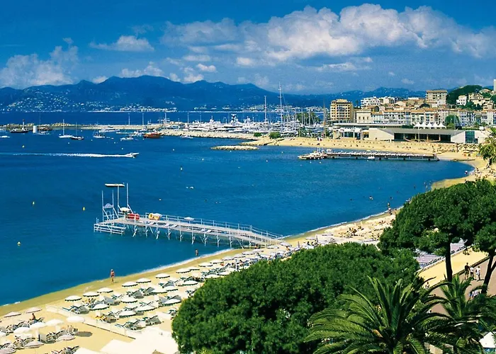 Schneider By Interhome Lejlighed