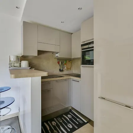 Schneider By Interhome * Cannes